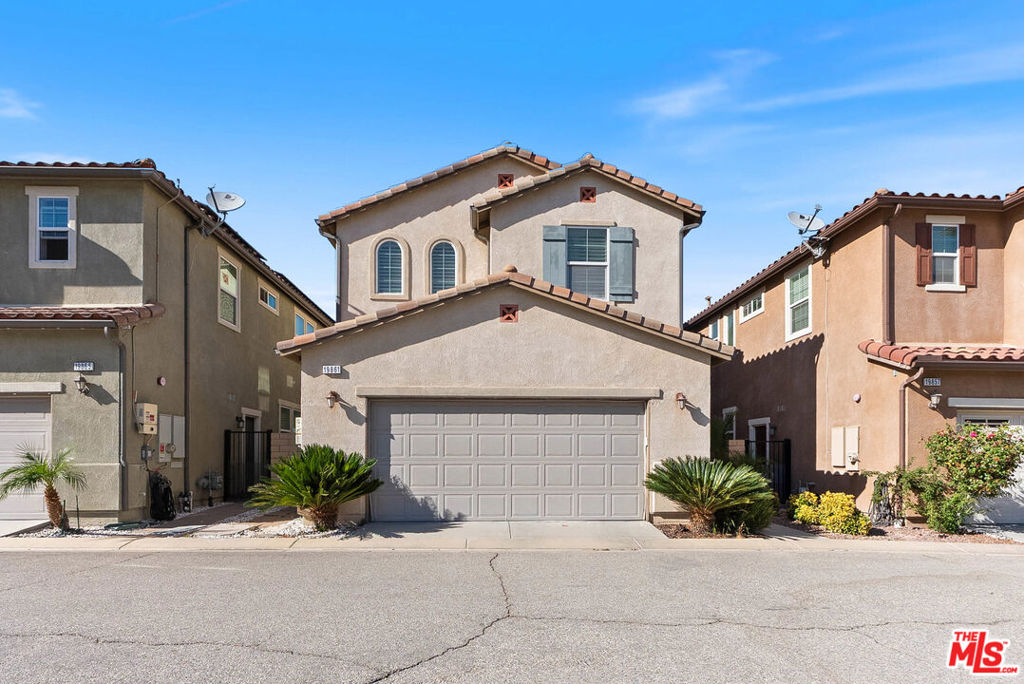 19861 Via Beeler, Newhall, CA 91321