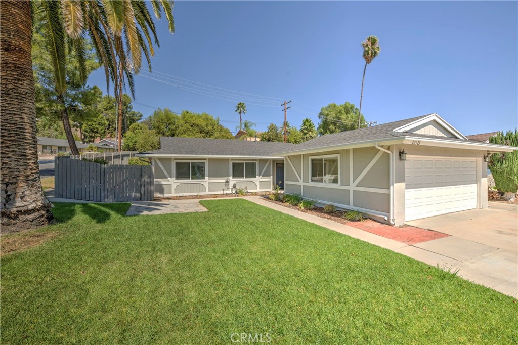 22123 Alamogordo Road, Saugus, CA 91350