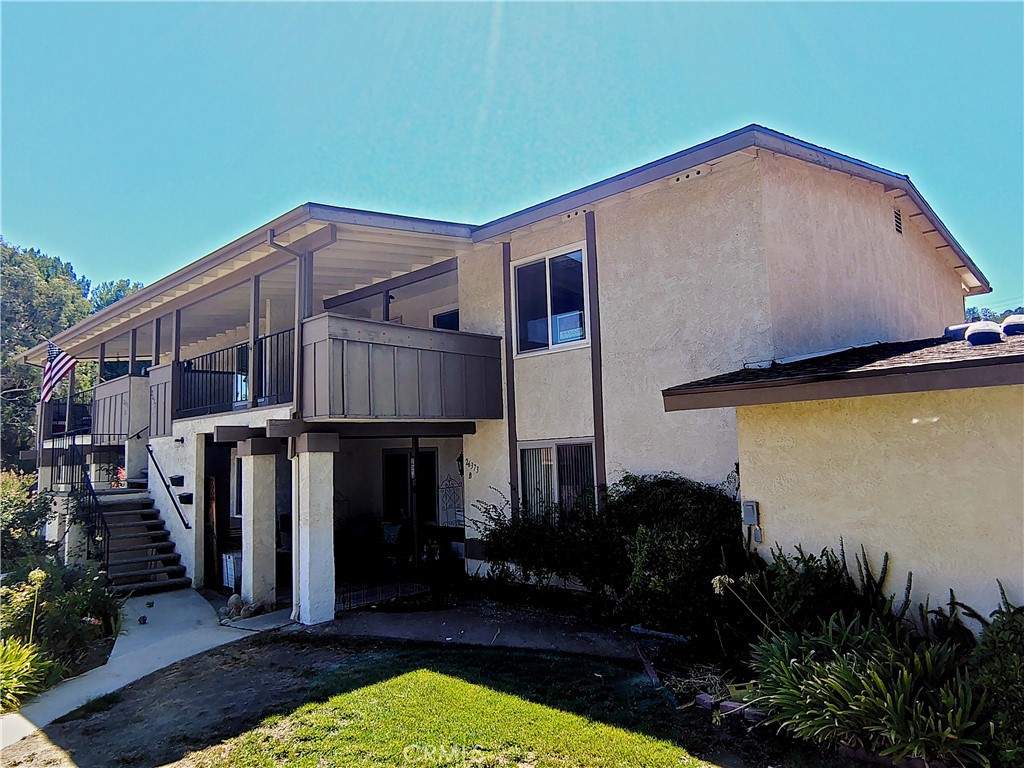 26373 Oak Highland Drive E, Newhall, CA 91321