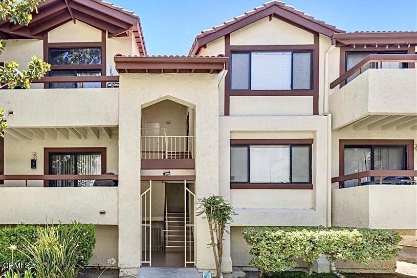 18105 Sundowner Way, Canyon Country, CA 91387