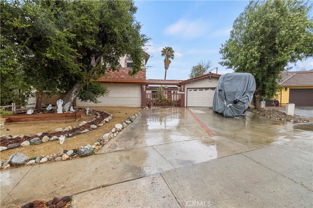 28110 La Veda Avenue, Canyon Country, CA 91387