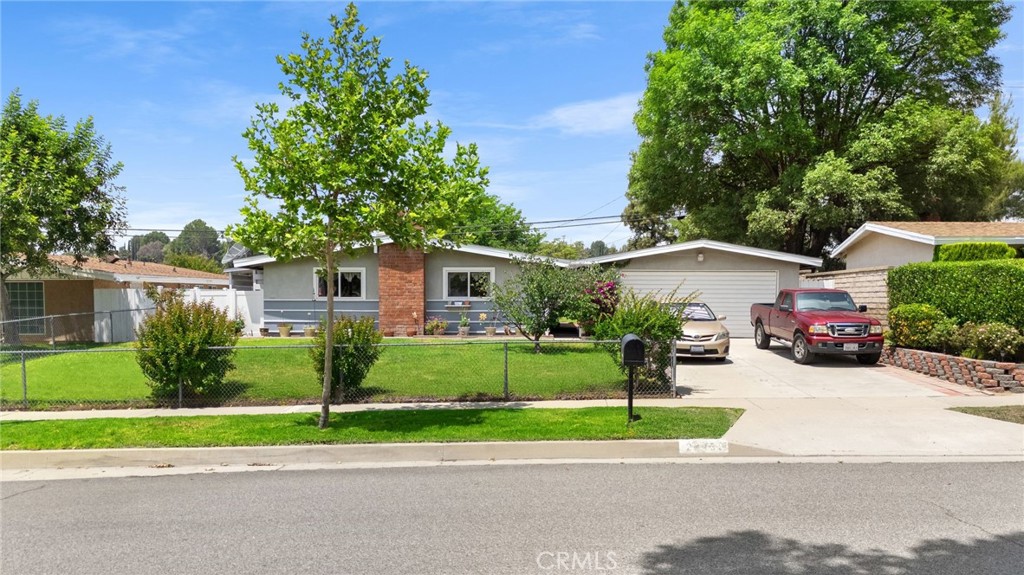 27439 Santa Clarita Road, Saugus, CA 91350