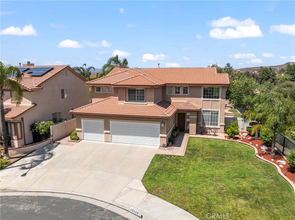 25300 Heather Vale Street, Saugus, CA 91350