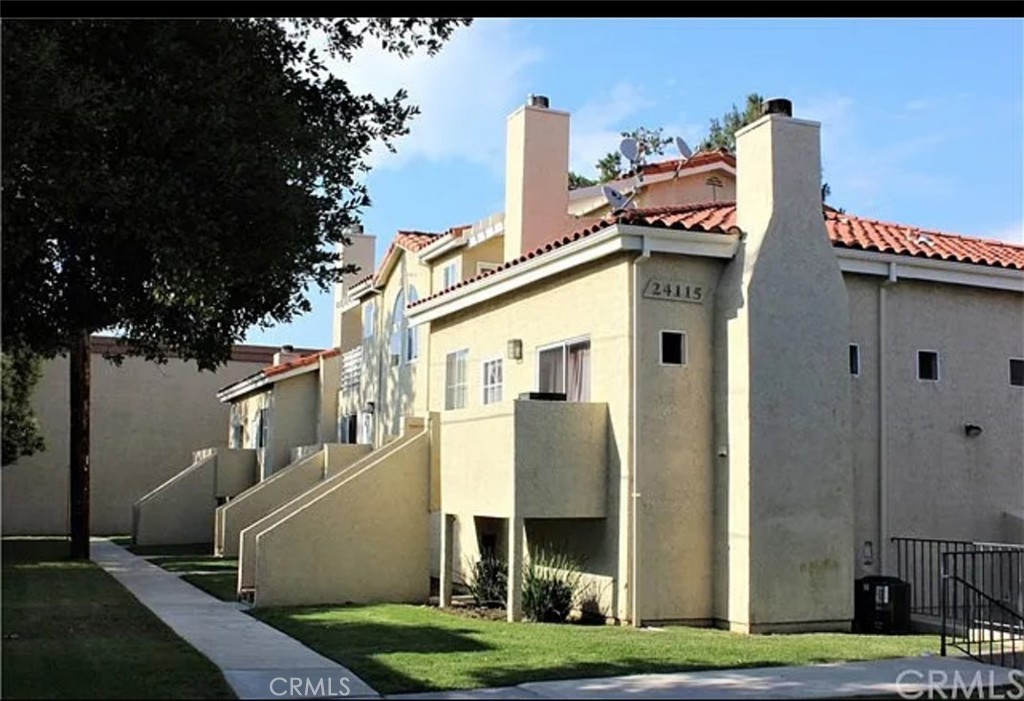 24115 Evans Avenue, Newhall, CA 91321