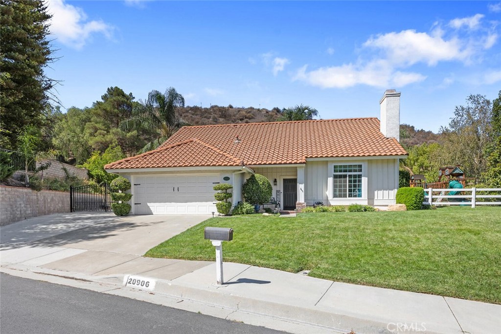 20906 Susan Carole Drive, Saugus, CA 91350