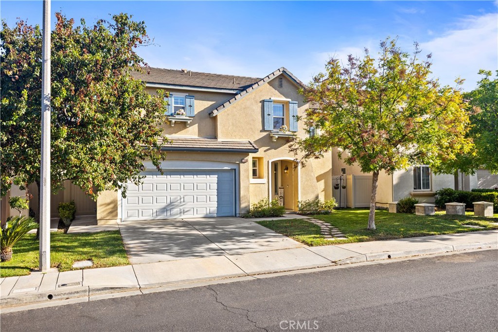 17556 Gladesworth Lane, Canyon Country, CA 91387
