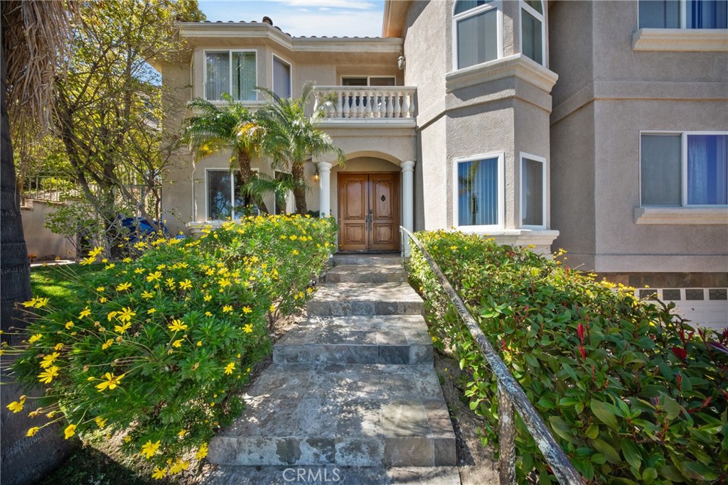 24845 Bella Vista Drive, Newhall, CA 91321