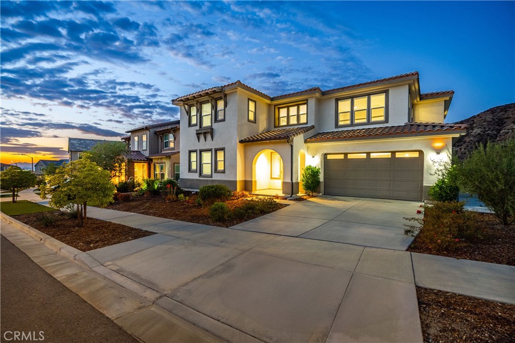 25051 Hidden Willow Circle, Canyon Country, CA 91387