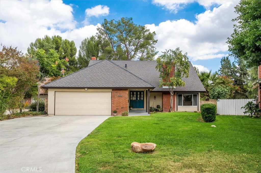 25492 Via Dalia, Valencia, CA 91355