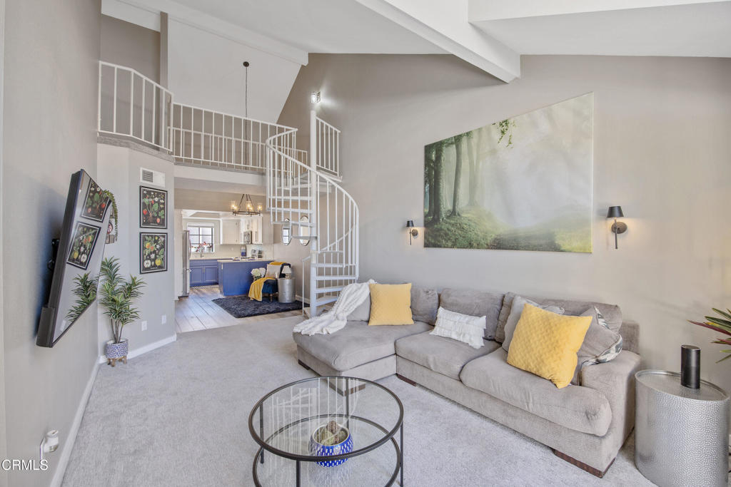 18106 Erik Court, Santa Clarita, CA 91387